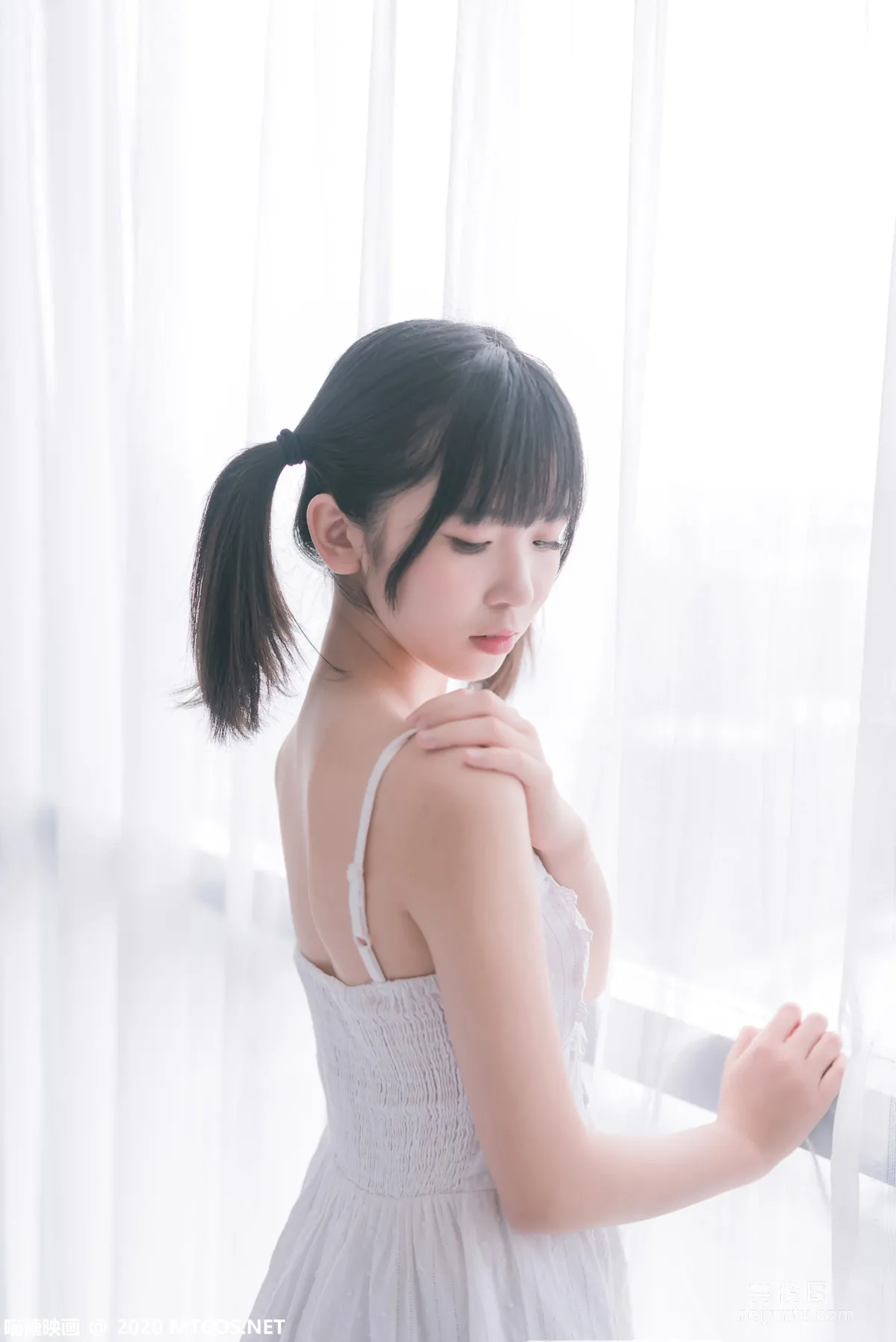 [喵糖映画] VOL.177 《白裙少女》 写真集21
