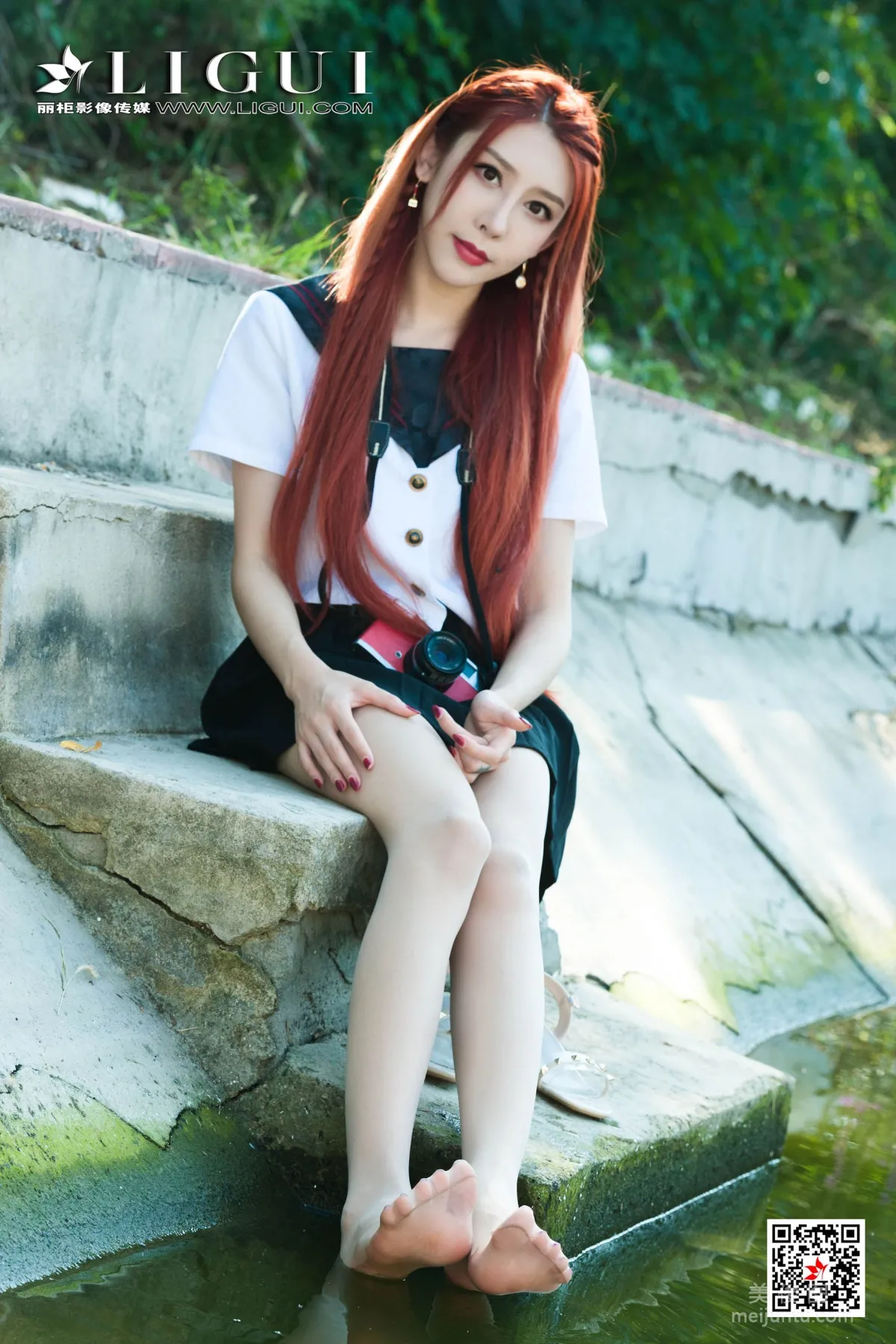 [丽柜Ligui] Model 兔子 《极品校花丝足》 写真集34