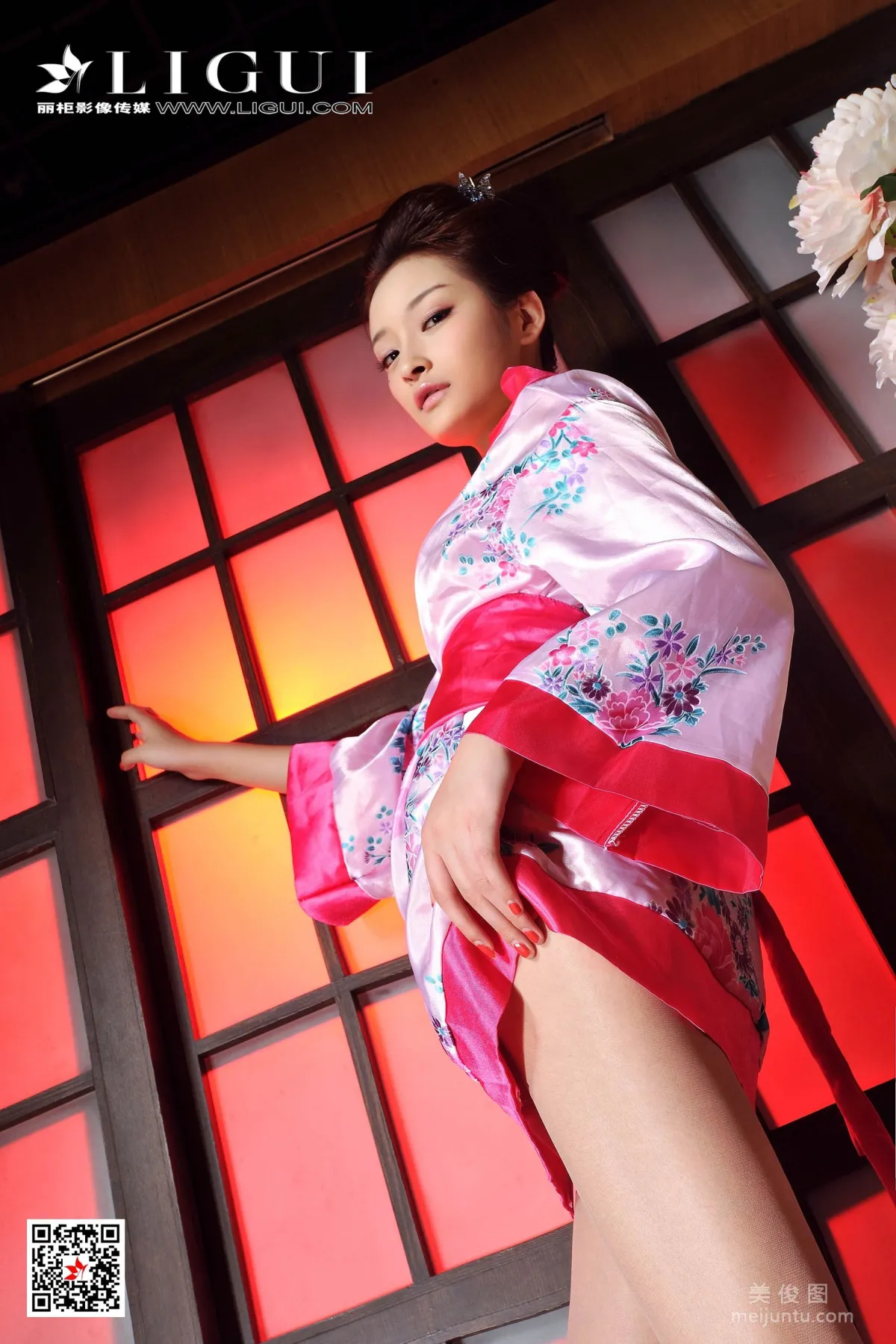 [丽柜Ligui] Model 小杨幂 《和服丽人丝足》 写真集22