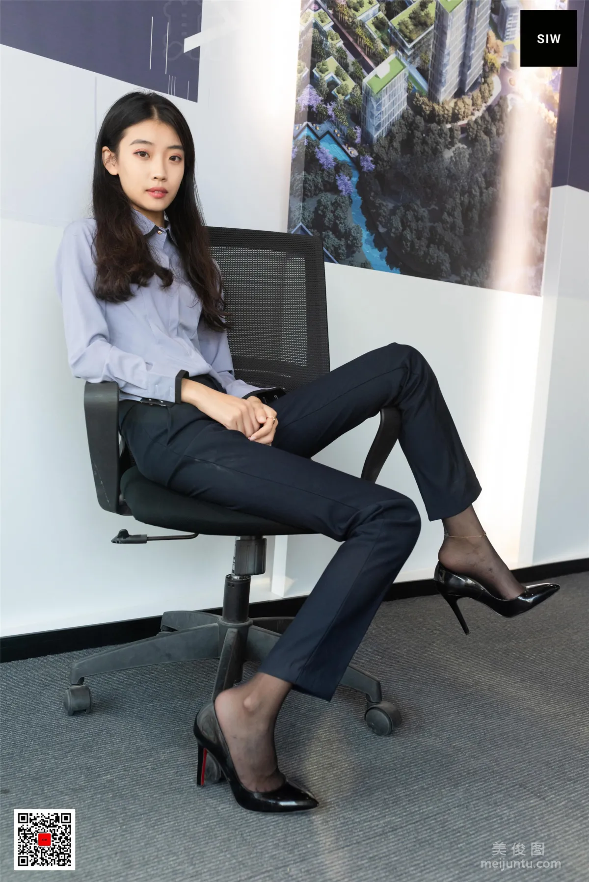 [斯文传媒SIW] 蓉儿 《女总裁职业白领制服衬衣长裤工装》 写真集3