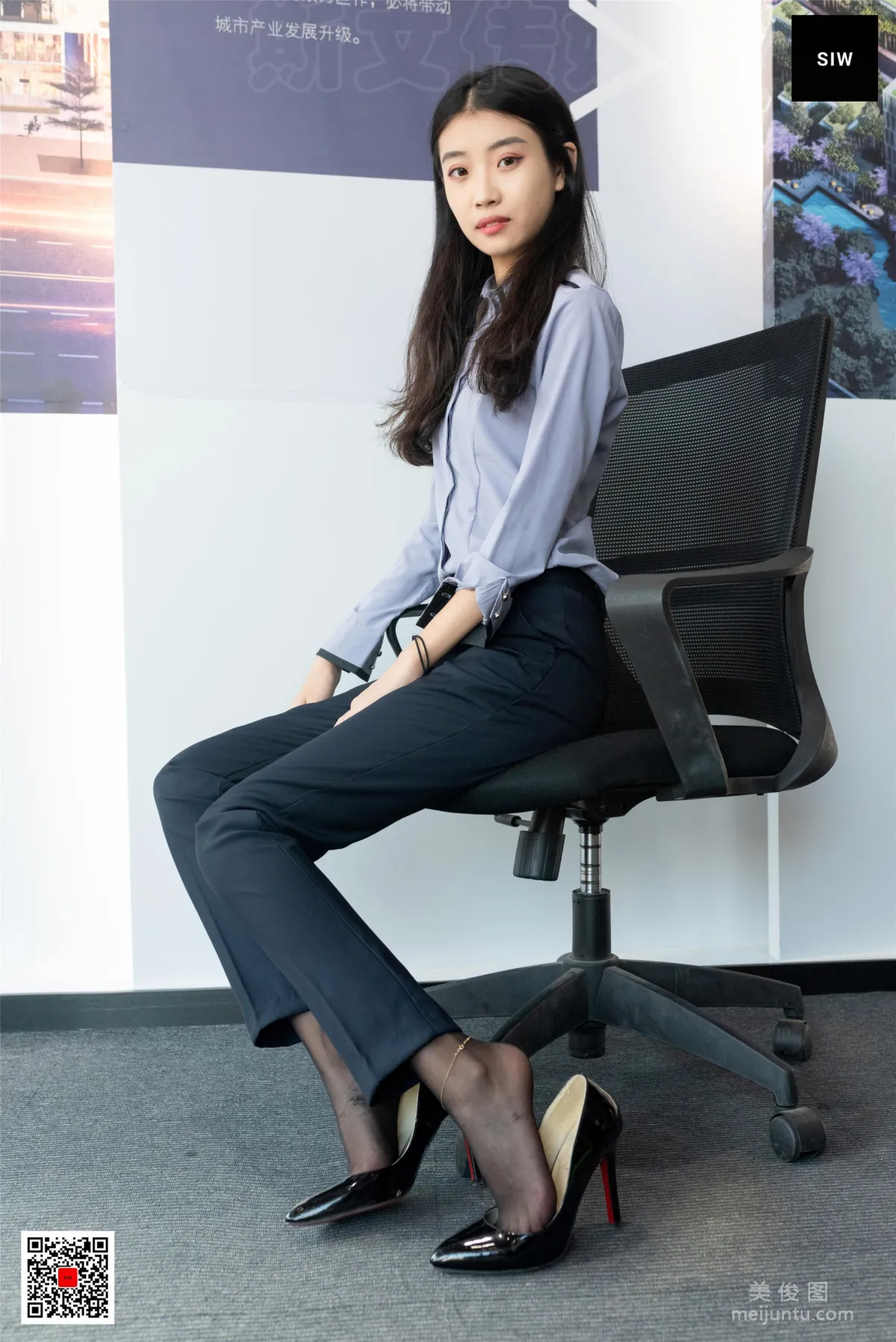 [斯文傳媒SIW] 蓉兒 《女總裁職業白領制服襯衣長褲工裝》 寫真集 27