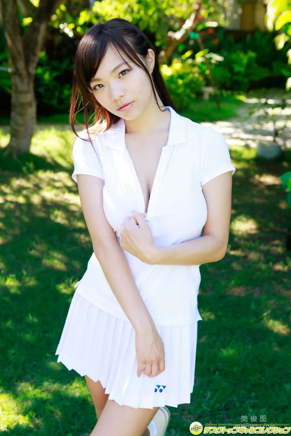 [DGC] 鷹羽澪 『バスト９９cm迫力満点のＩカップグラドル！』 写真集7