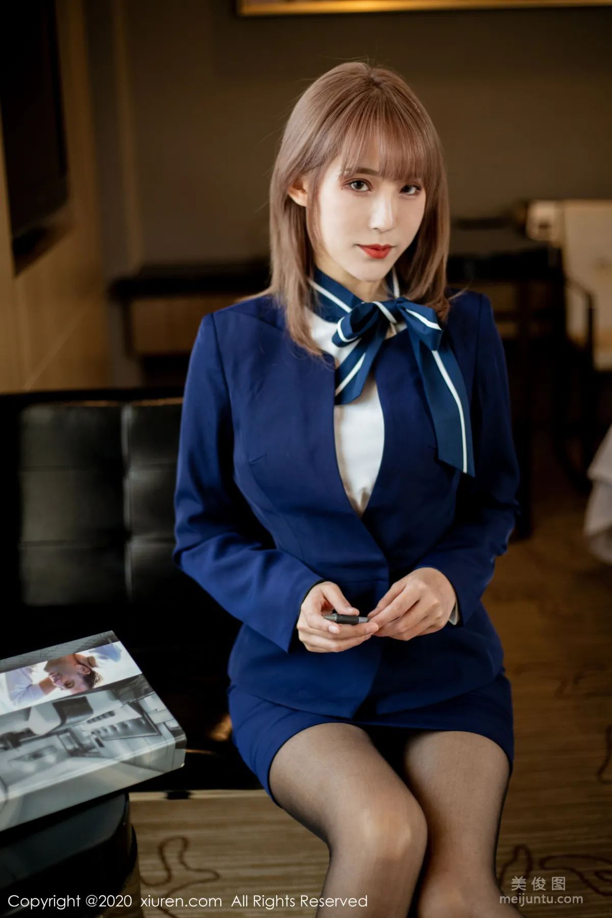 [秀人XiuRen] No.2224 周慕汐fairy 《職場秘書OL系列》 寫真集 9