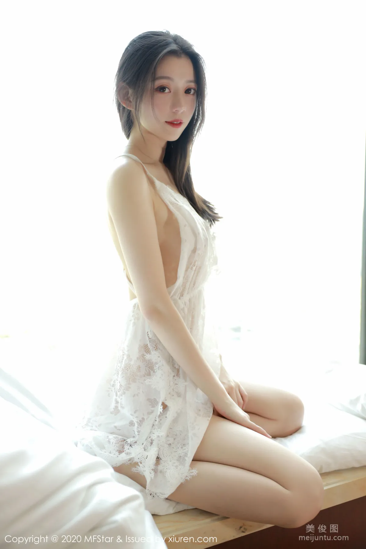 [模範學院MFStar] Vol.315 言沫 《絲襪美腿誘惑》 寫真集 24