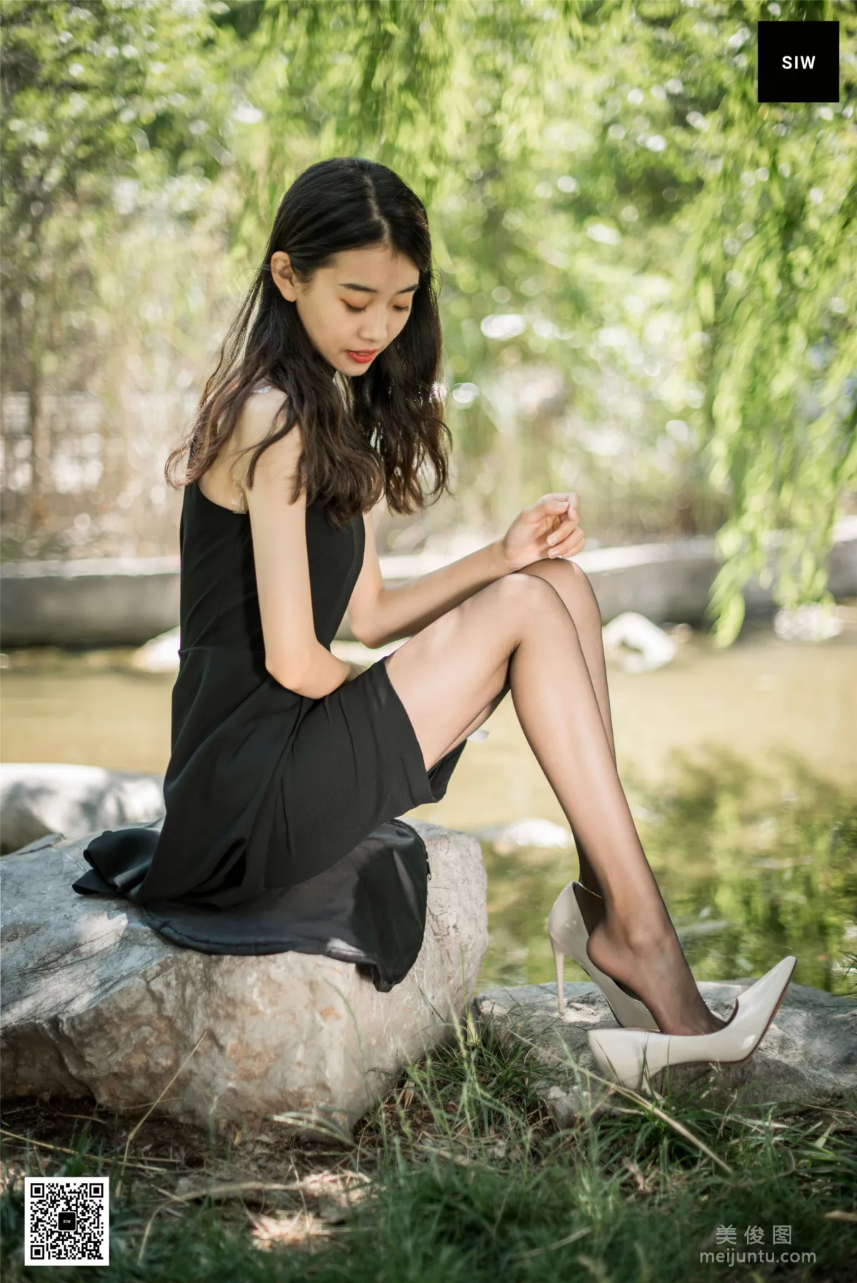 [斯文传媒SIW] 蓉儿 《静湖垂柳》 写真集32