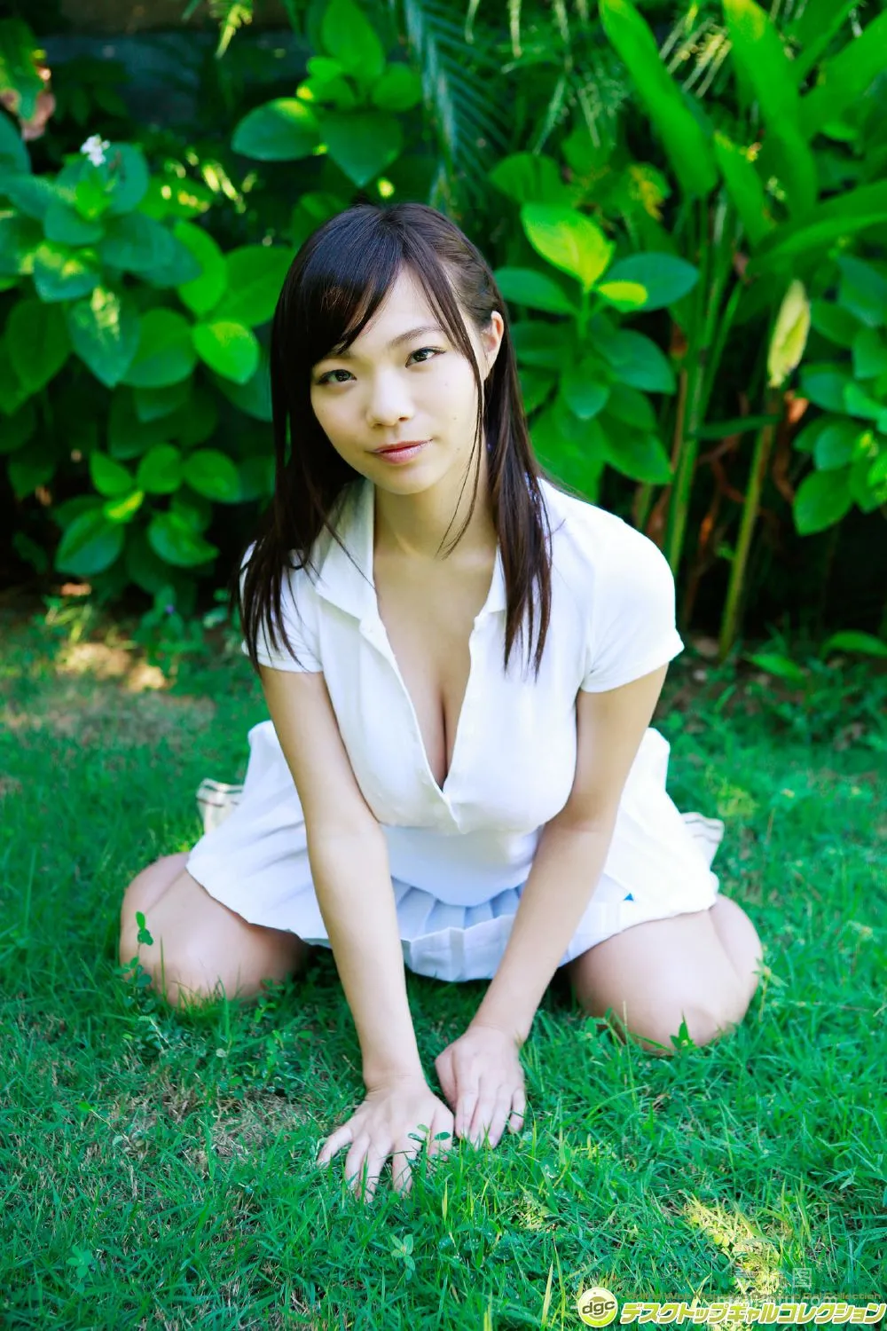 [DGC] 鷹羽澪 『バスト９９cm迫力満点のＩカップグラドル！』 写真集10