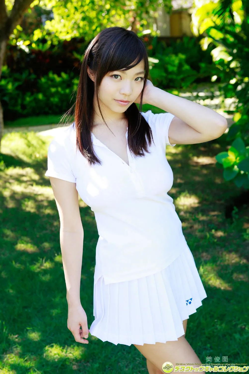 [DGC] 鷹羽澪 『バスト９９cm迫力満点のＩカップグラドル！』 写真集4