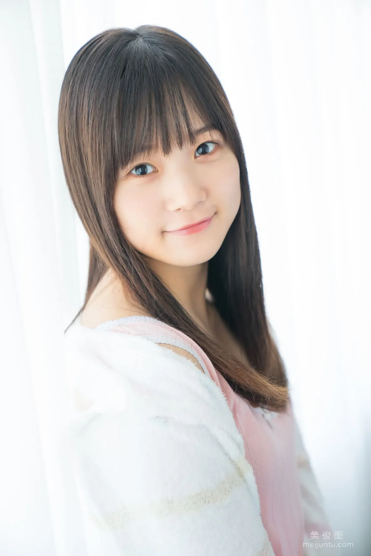[Hello! Project Digital Books] No.192 Manaka Inaba 稲場愛香 写真集85