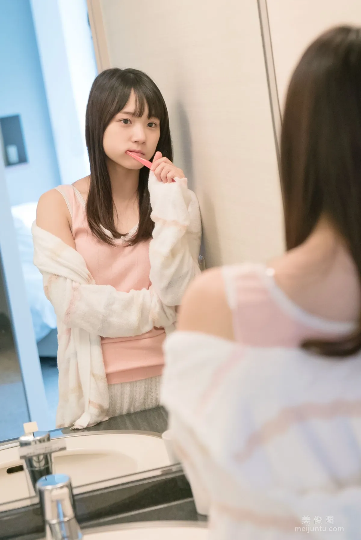 [Hello! Project Digital Books] No.192 Manaka Inaba 稲場愛香 写真集91