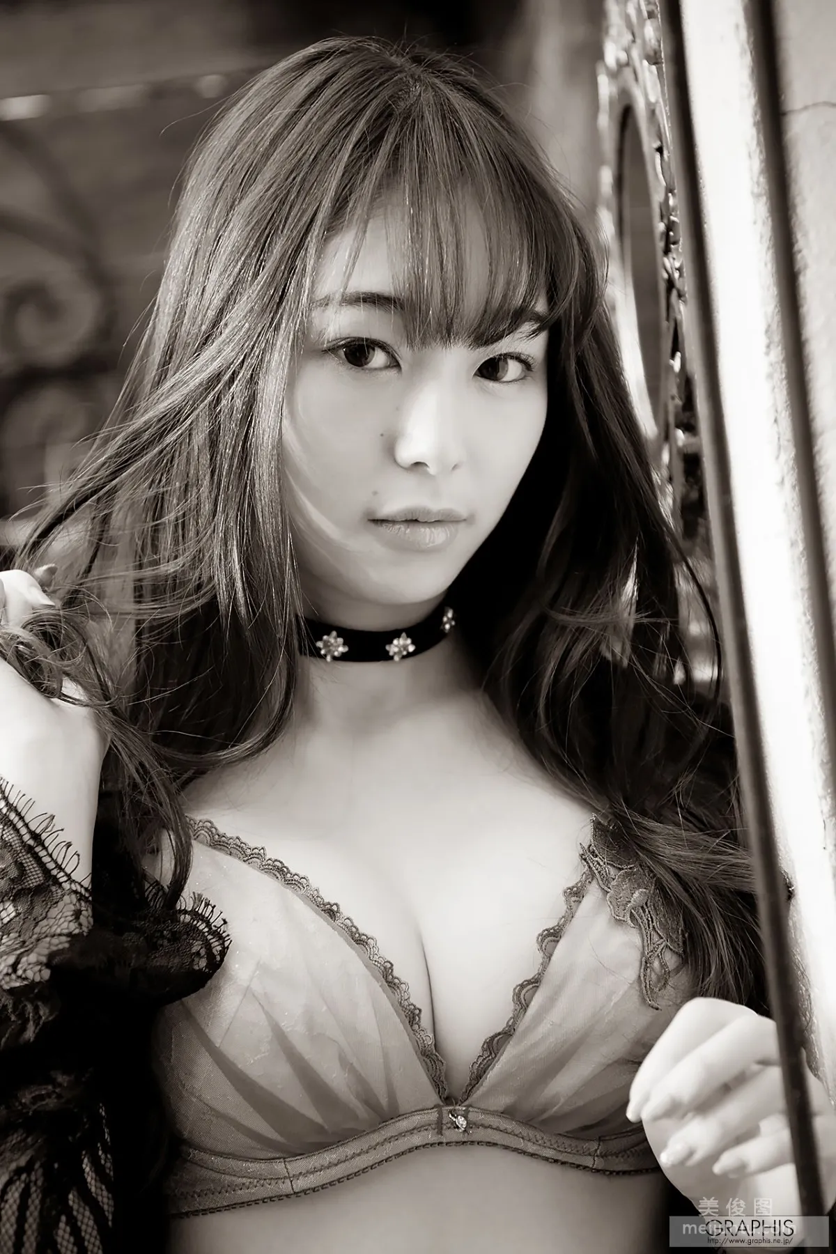 [Graphis] 每日一枚 Amin Niina 新名あみん 寫真集 7