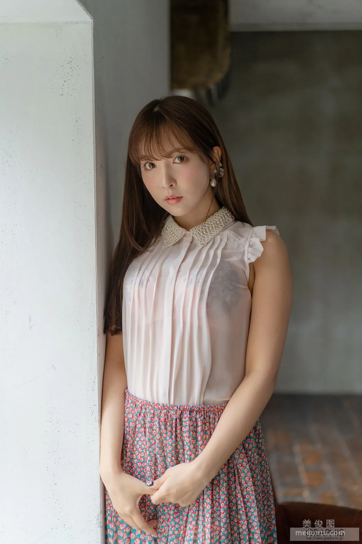 [Graphis] Limited Edition Yua Mikami 三上悠亜 3 写真集1