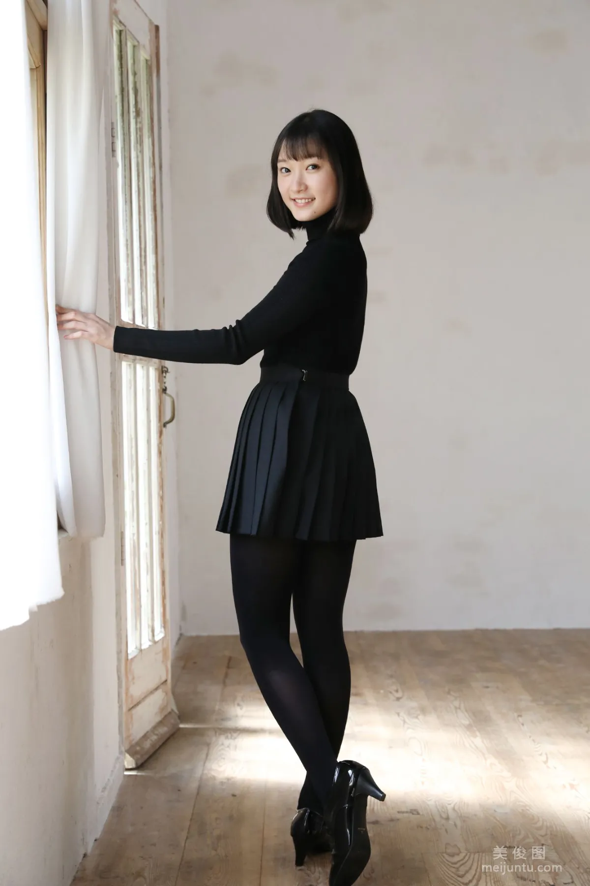 [Hello! Project Digital Books] No.193 Karin Miyamoto 宮本佳林 寫真集 96