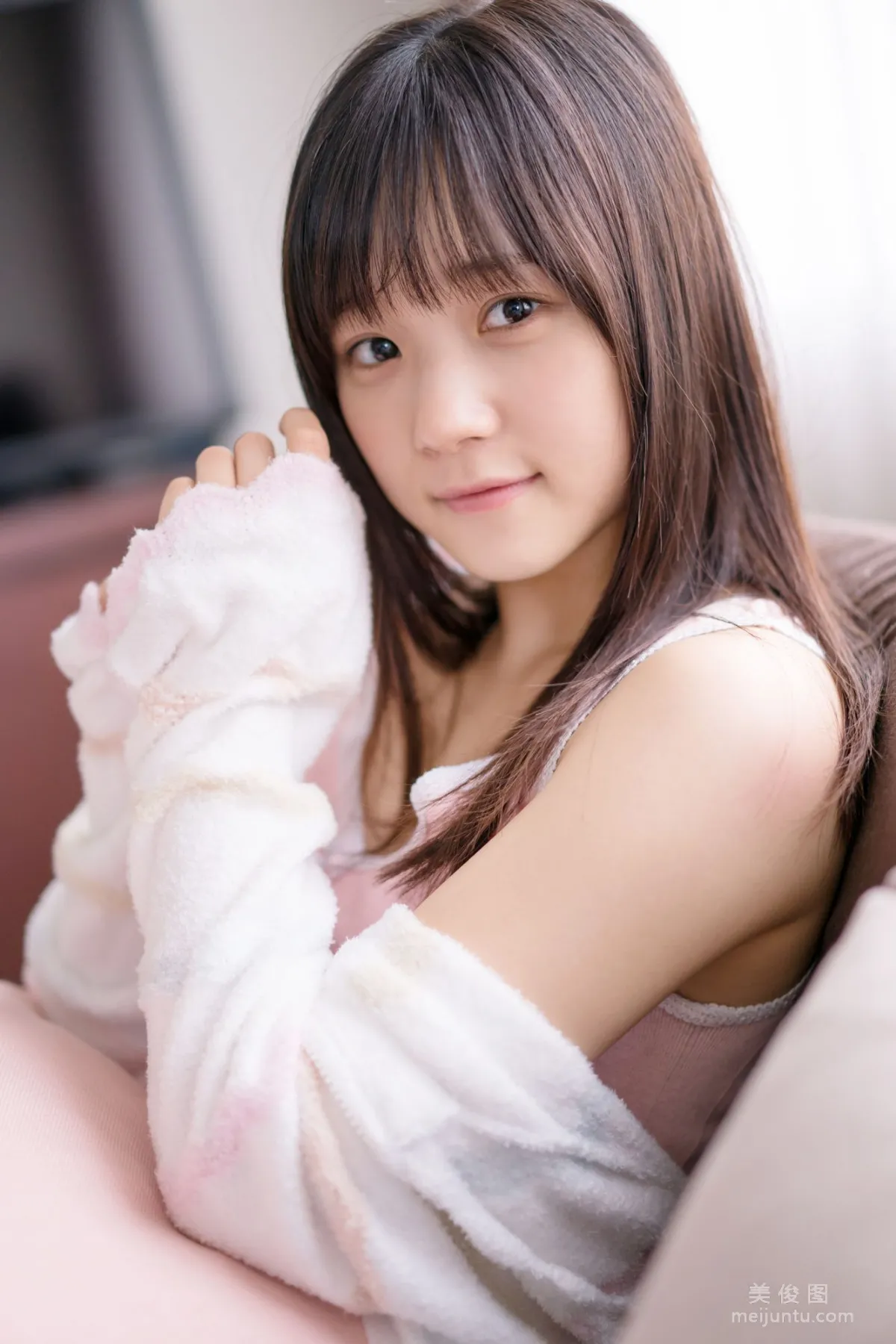 [Hello! Project Digital Books] No.192 Manaka Inaba 稲場愛香 写真集100