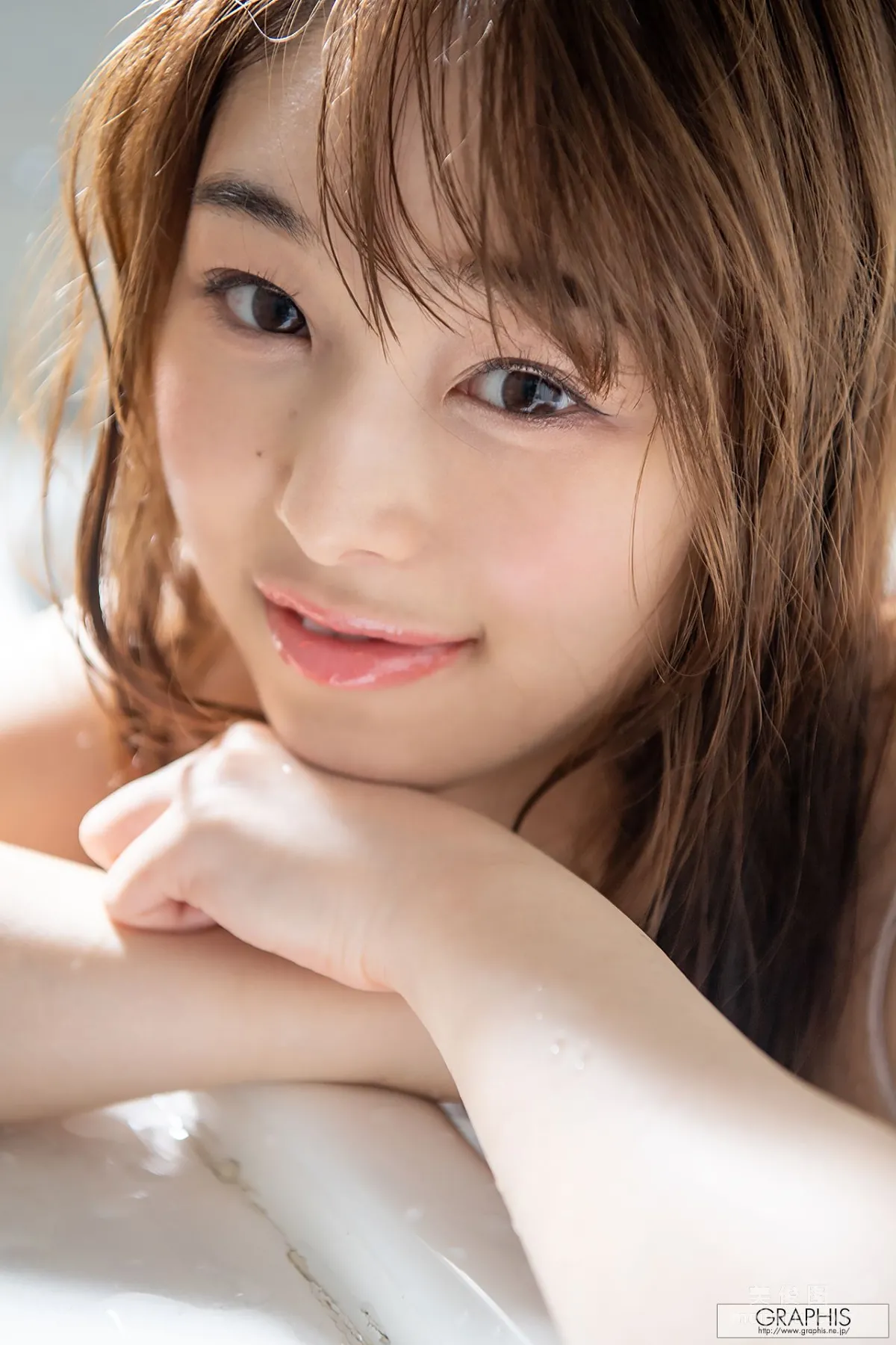 [Graphis] 每日一枚 Amin Niina 新名あみん 寫真集 8