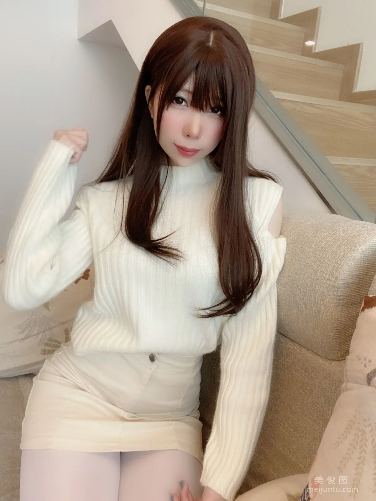 [COS福利] 二次元巨乳美女鹿野希 《草莓女友》 寫真集 9