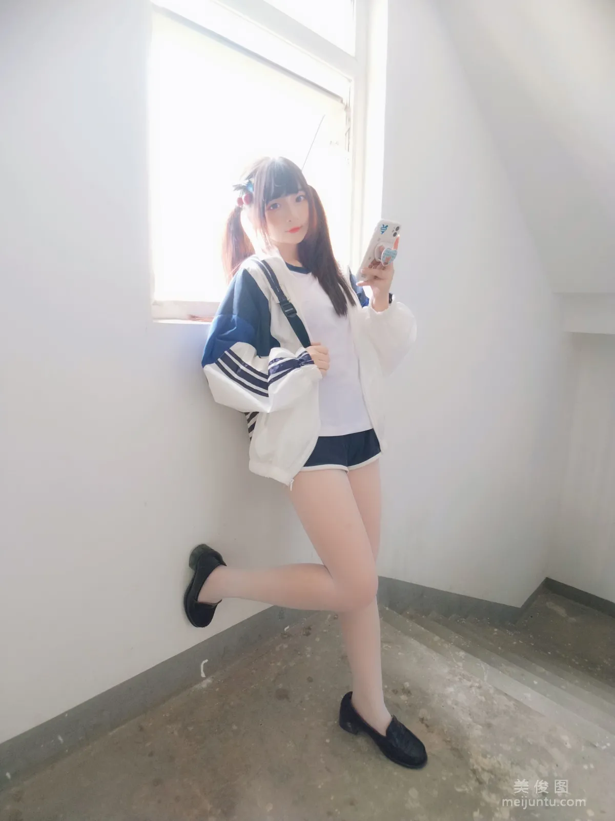 二次元美女古川kagura 《白絲體操運動服》 寫真集 17