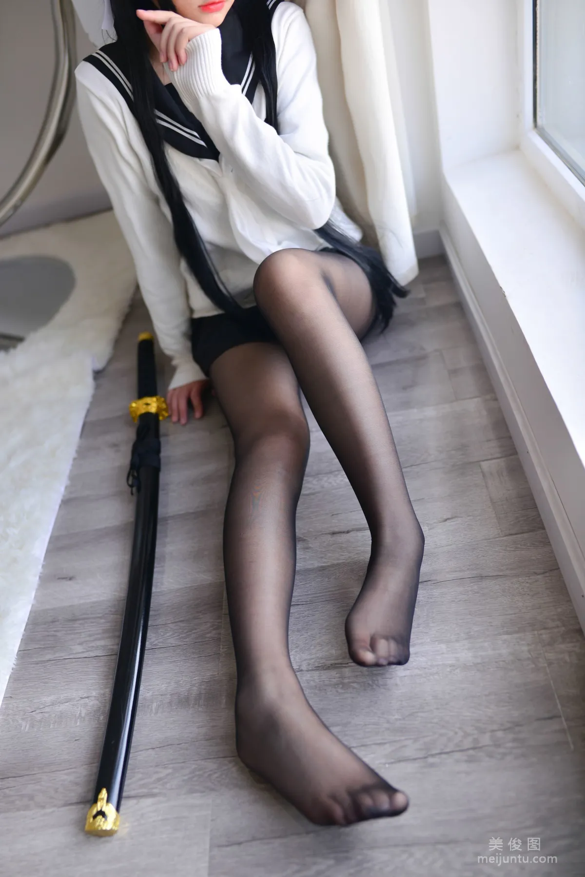 [COS福利] 動漫博主加冕魚 《愛宕》 寫真集 9