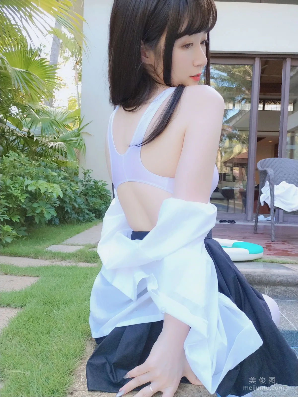 Coser小姐姐白銀 《遊泳課》 寫真集 47