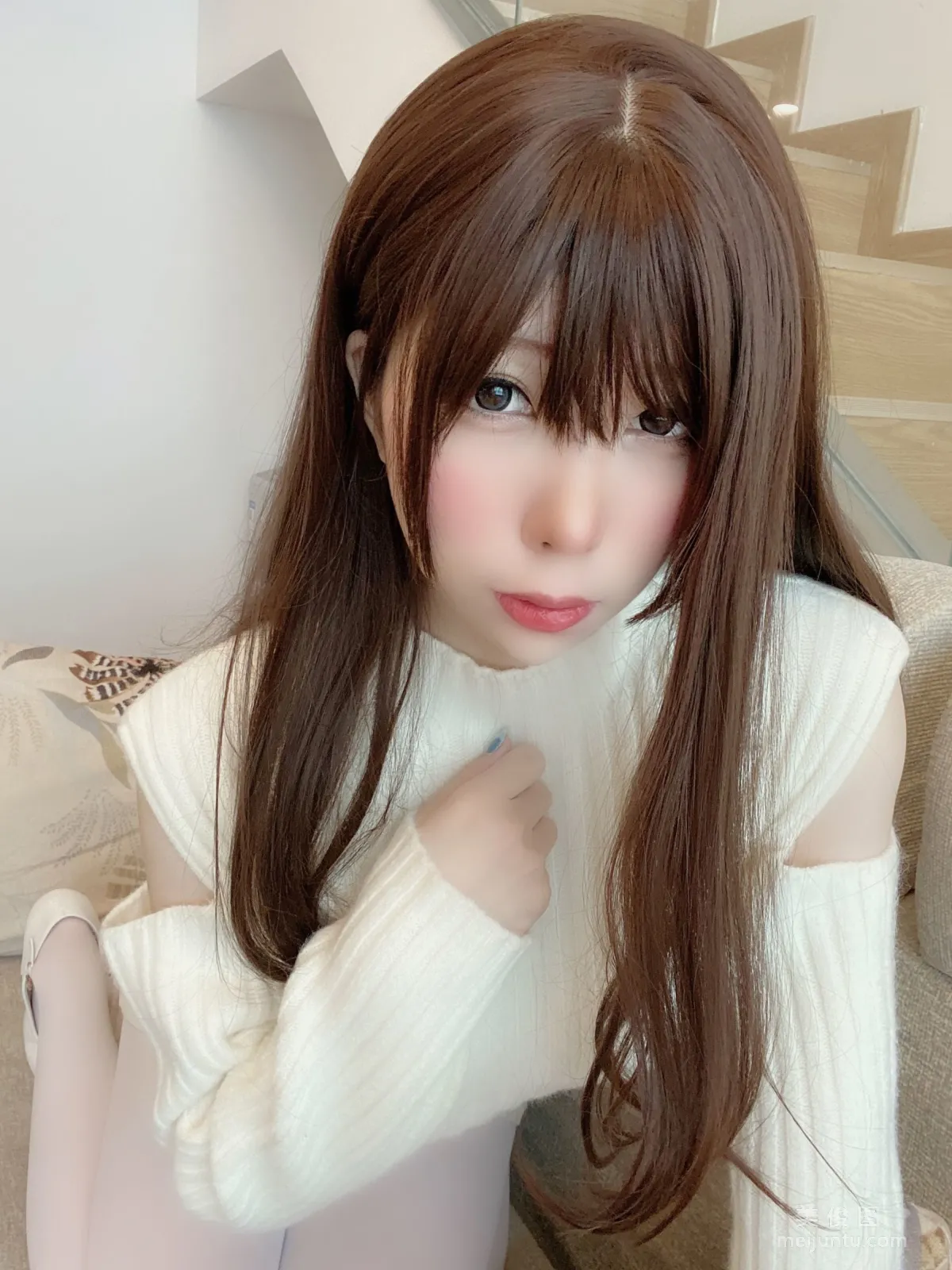 [COS福利] 二次元巨乳美女鹿野希 《草莓女友》 寫真集 5