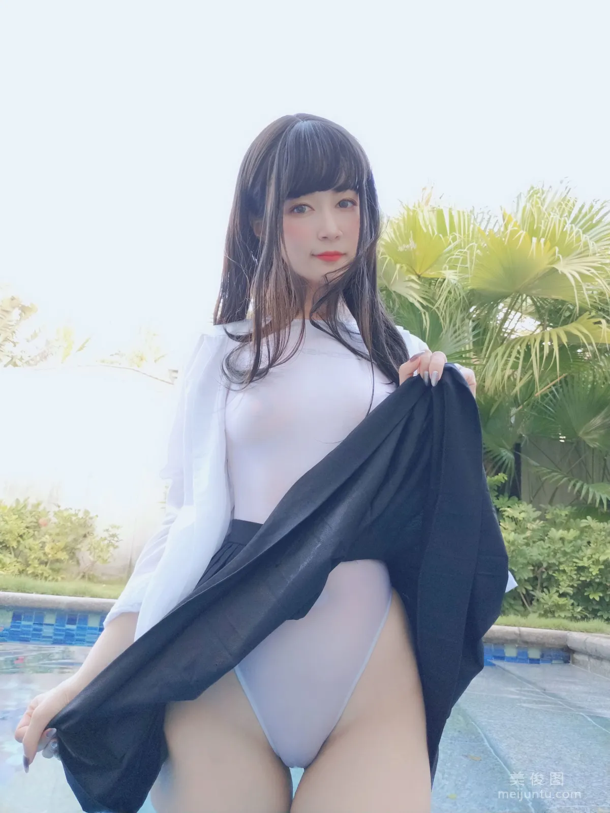 Coser小姐姐白銀 《遊泳課》 寫真集 27