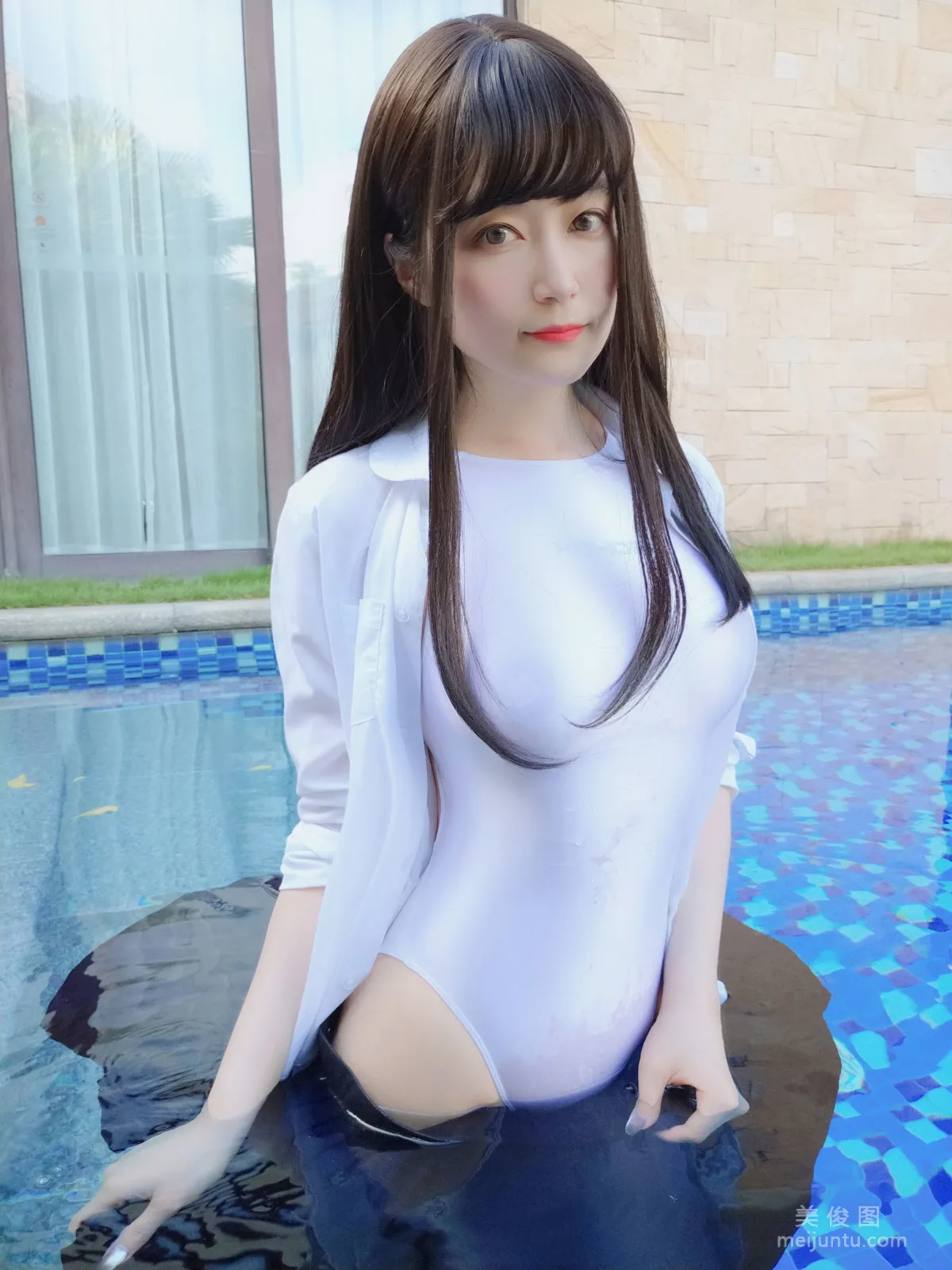 Coser小姐姐白銀 《遊泳課》 寫真集 62