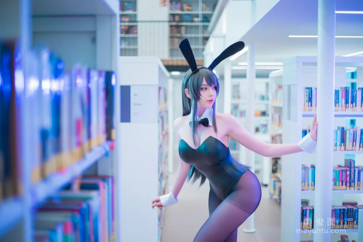 國外COS美女SayaTheFox 《麻衣學姐》 寫真集 13
