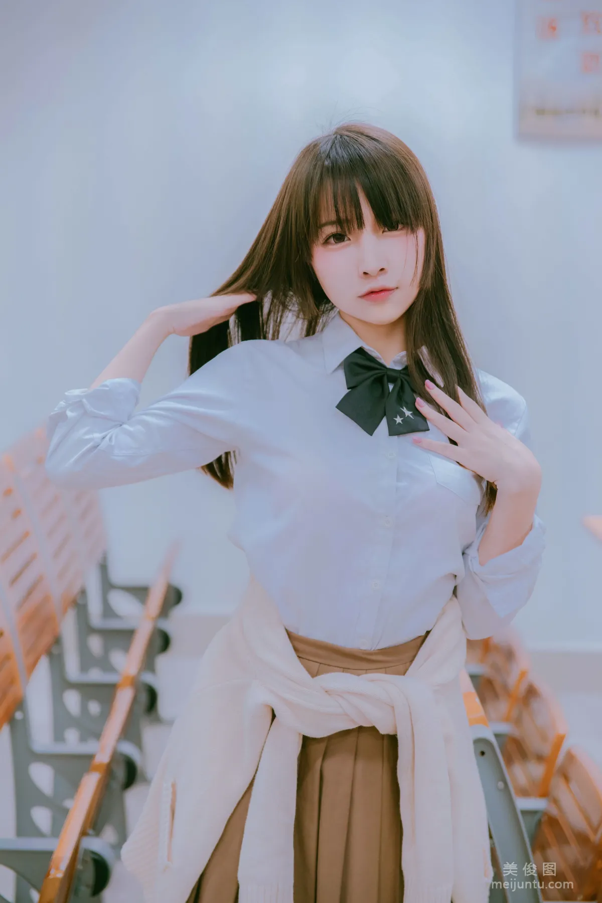 [COS福利] 人氣Coser二佐Nisa 《JK學院風》 寫真集 9