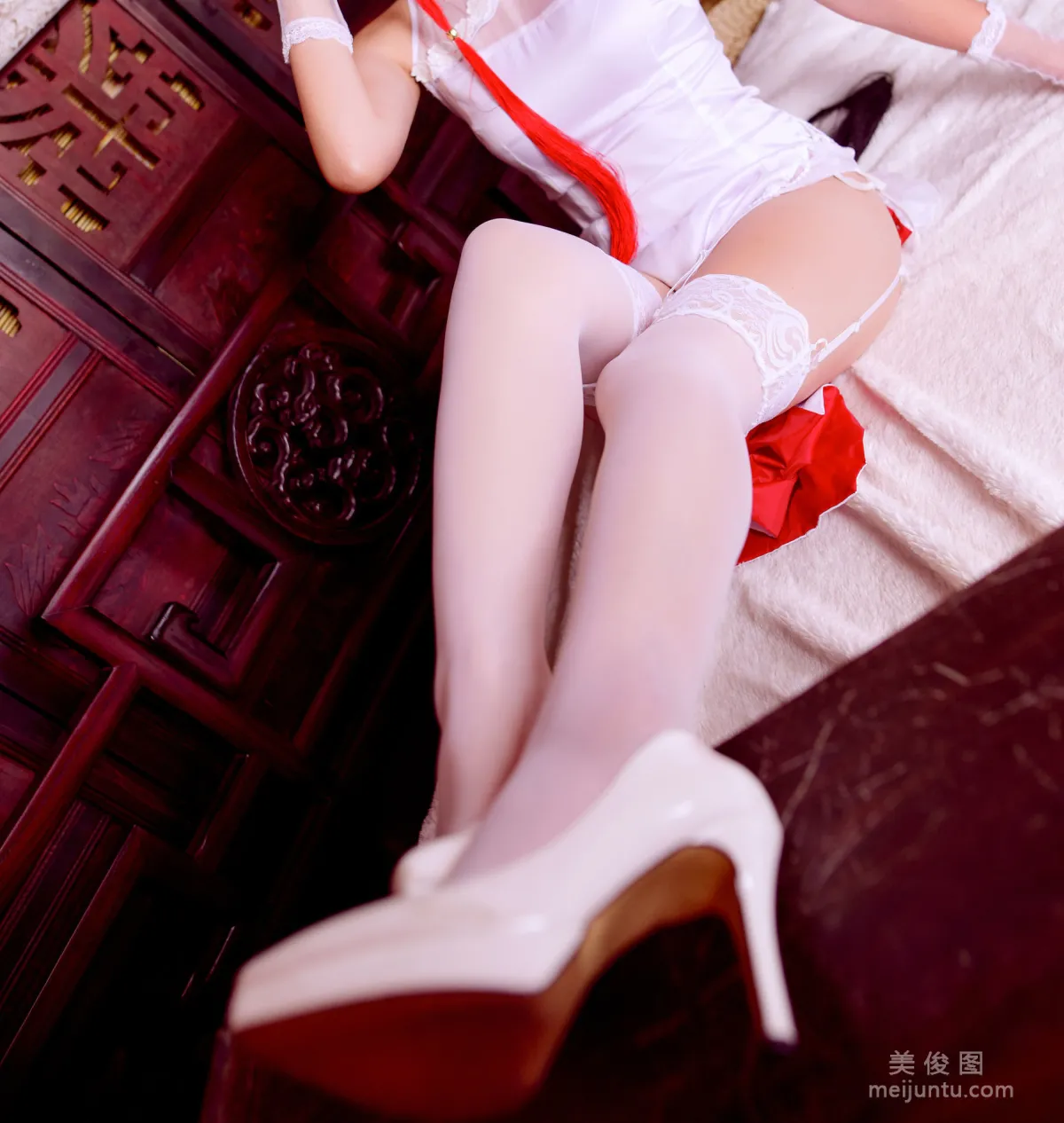 Coser二佐Nisa 《碧藍航線 高雄旗袍》 寫真集 19