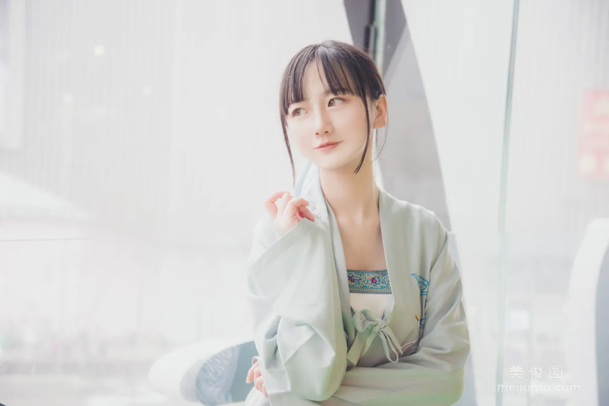 [COS福利] 動漫博主弦音sic 《漢服》 寫真集 9