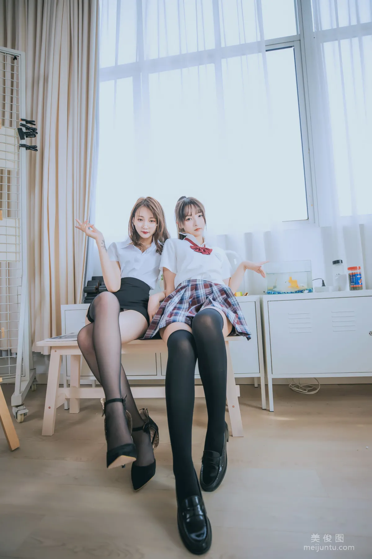 [COS福利] 蘿莉神楽闆真冬《數之歌》 百合教室 寫真集 60
