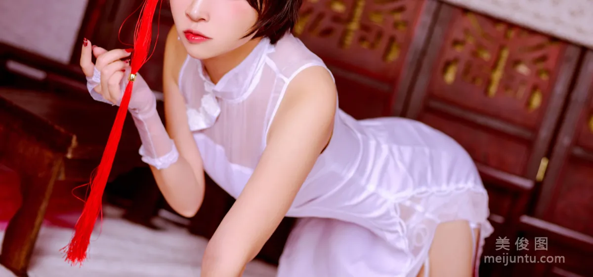 Coser二佐Nisa 《碧藍航線 高雄旗袍》 寫真集 11