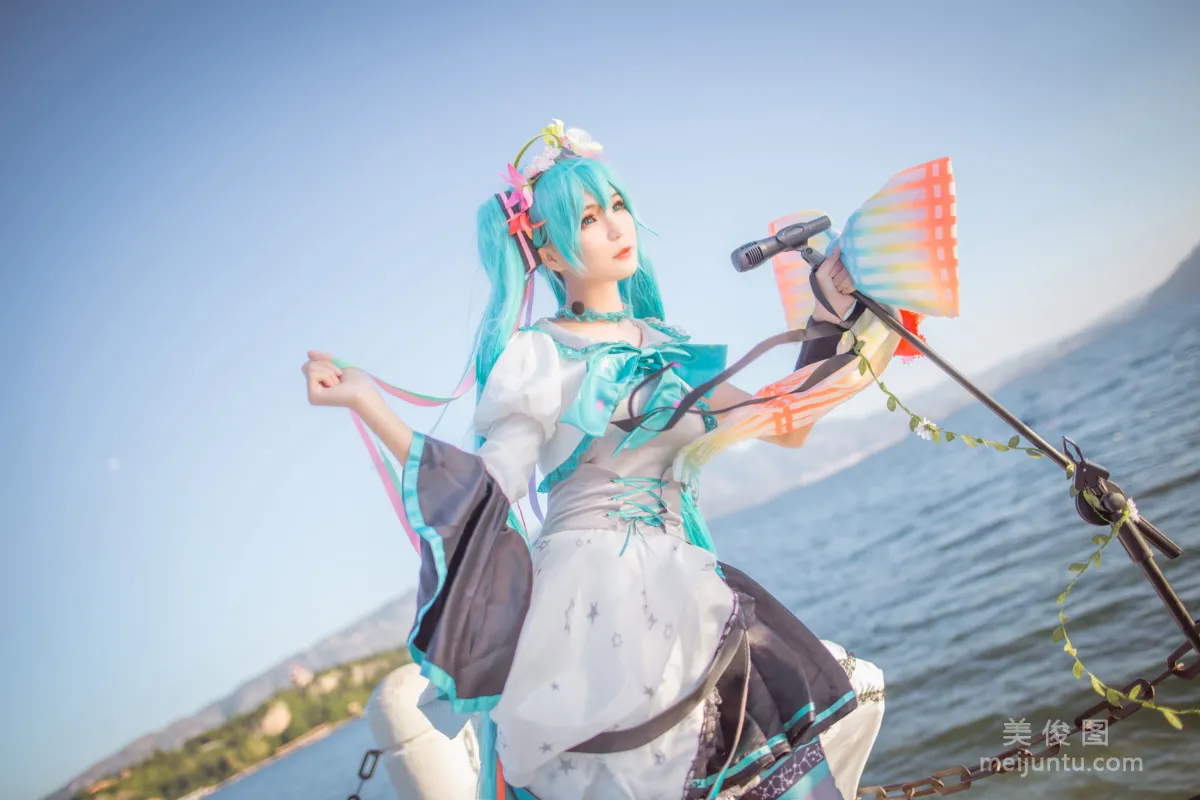 動漫博主北之北 《初音未來》 寫真集 9