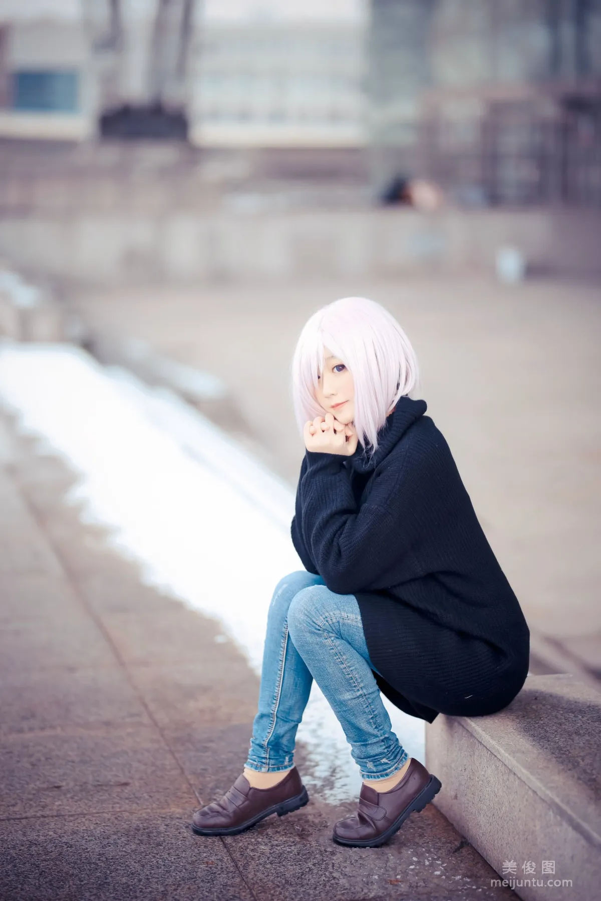 動漫博主弦音sic 《瑪修 C93同人毛衣》 寫真集 2