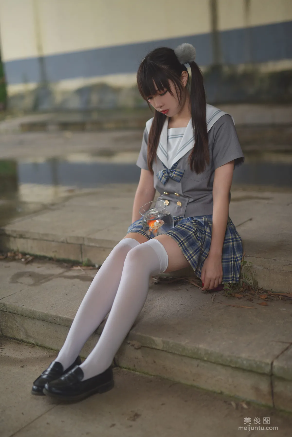 人气Coser二佐Nisa 《JK水手服》 写真集12