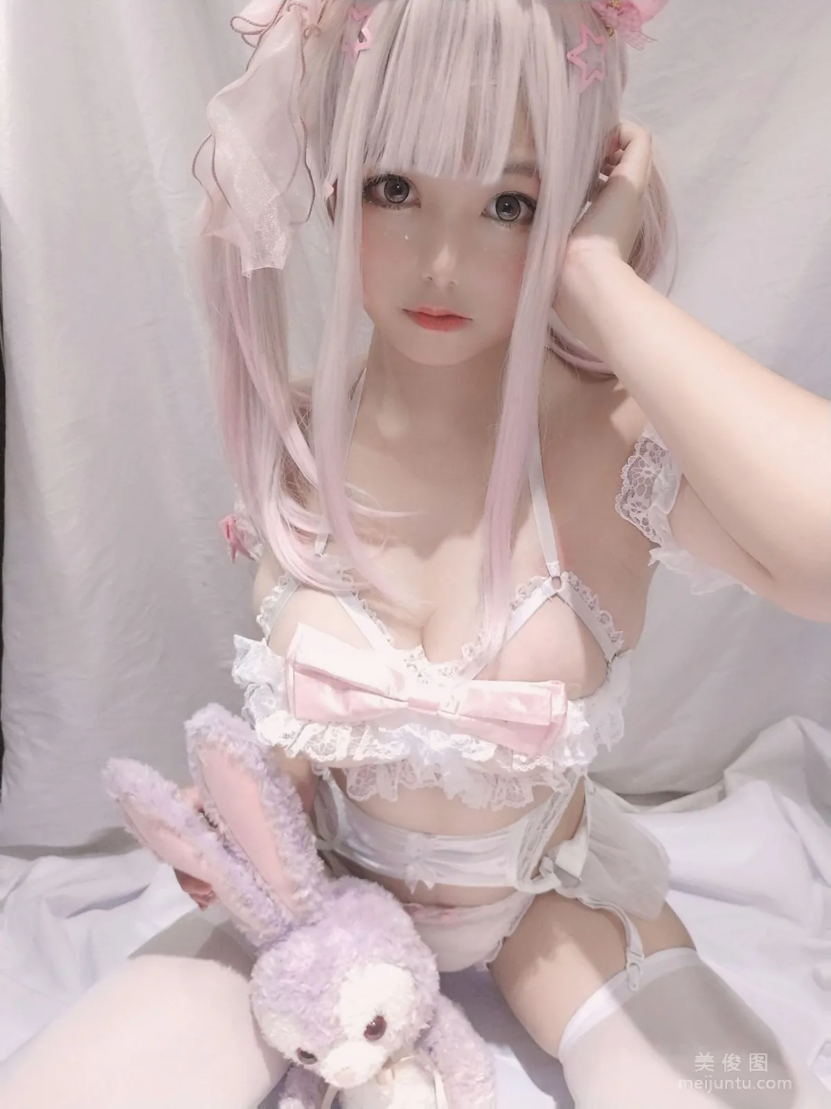 COS小姐姐蜜汁貓裘 《少女夢境》 寫真集 9