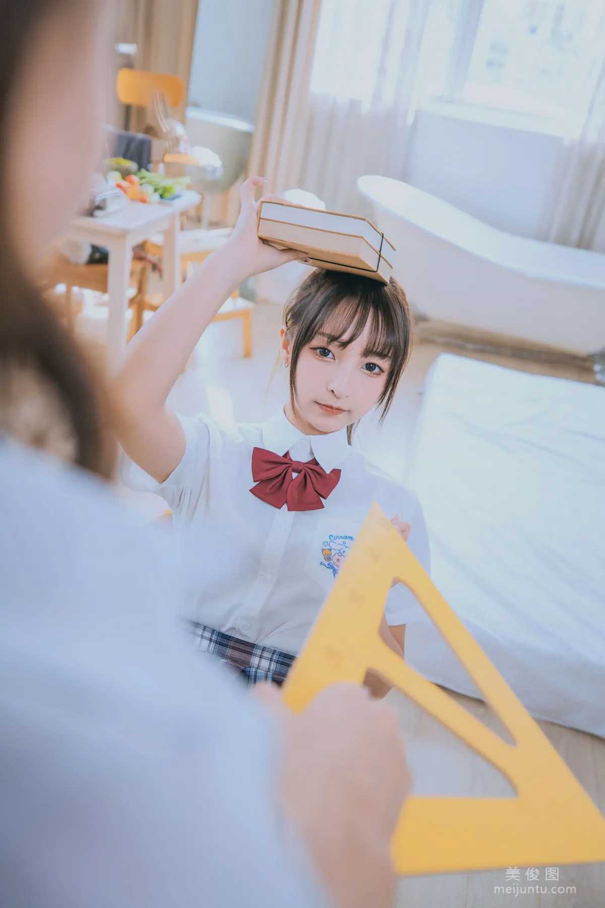 [COS福利] 蘿莉神楽闆真冬《數之歌》 百合教室 寫真集 17