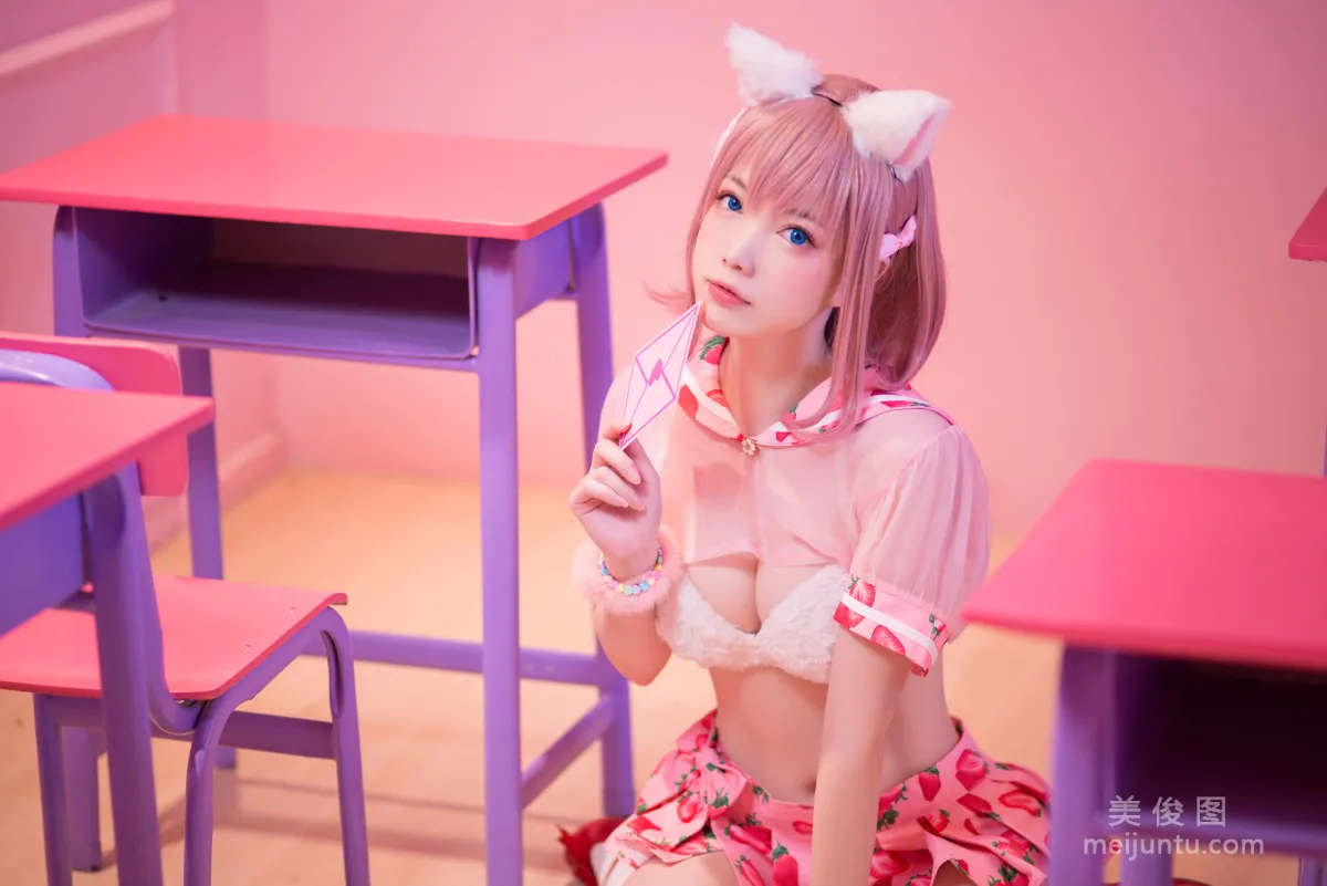 大胸萌妹妖少you1 《草莓蛋糕貓》 寫真集 5
