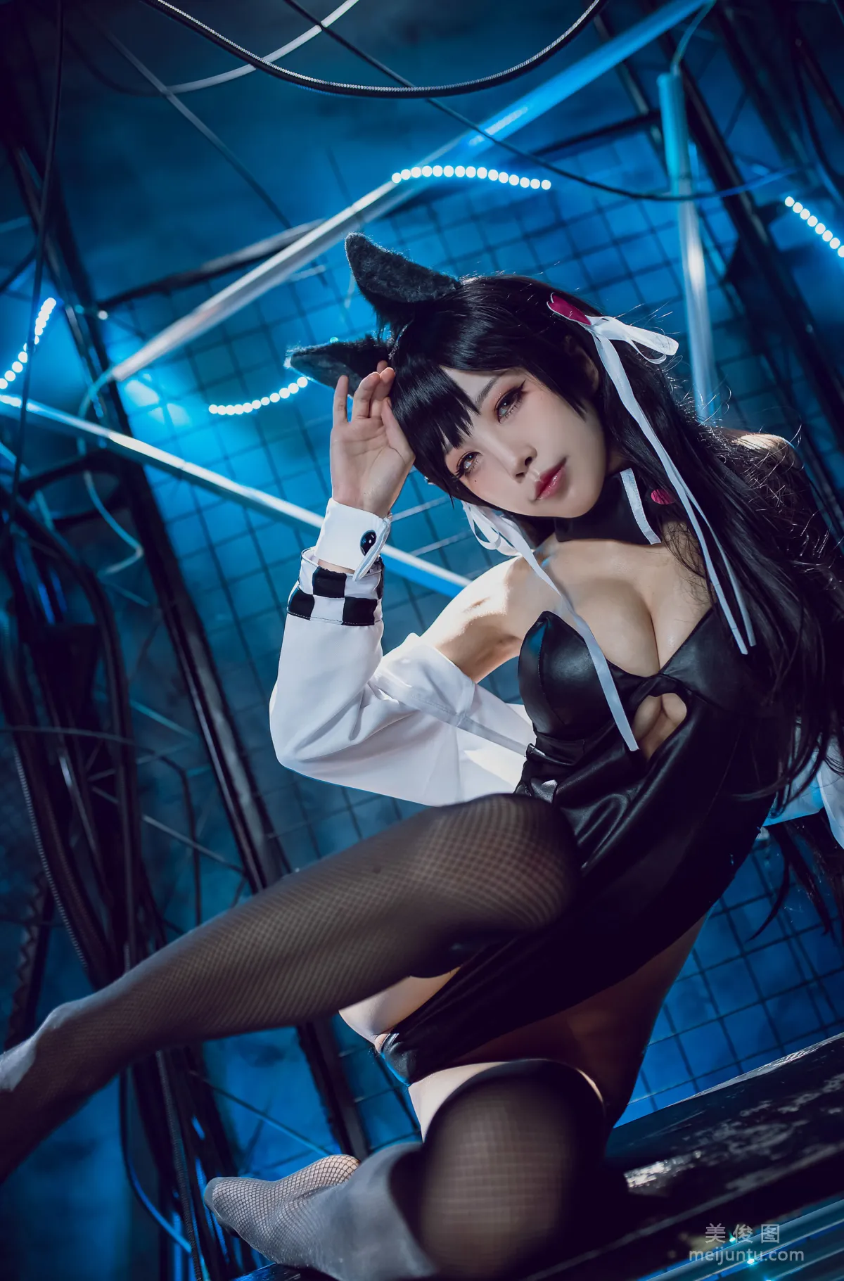 COS美女水淼aqua 《碧蓝航线 爱宕犬 同人机车》 写真集39