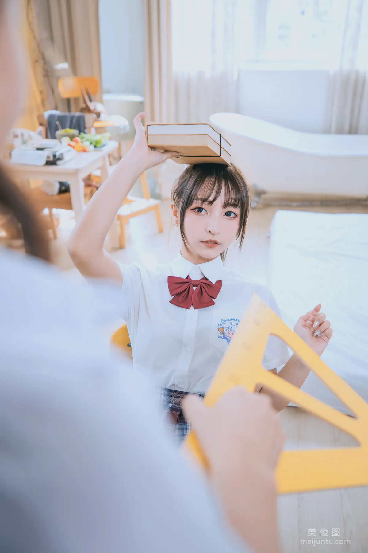 [COS福利] 蘿莉神楽闆真冬《數之歌》 百合教室 寫真集 16