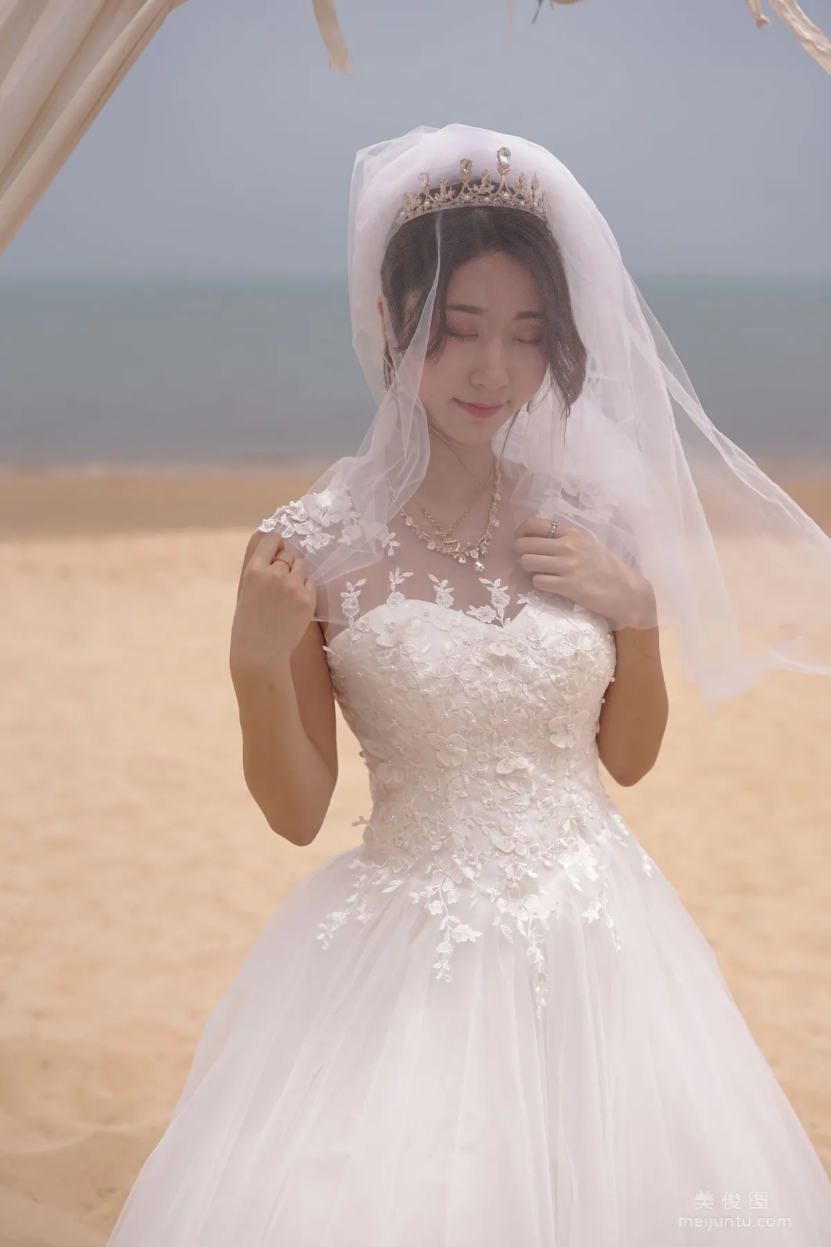 [COS福利] Coser黑川 《海島之旅 婚紗》 寫真集 14