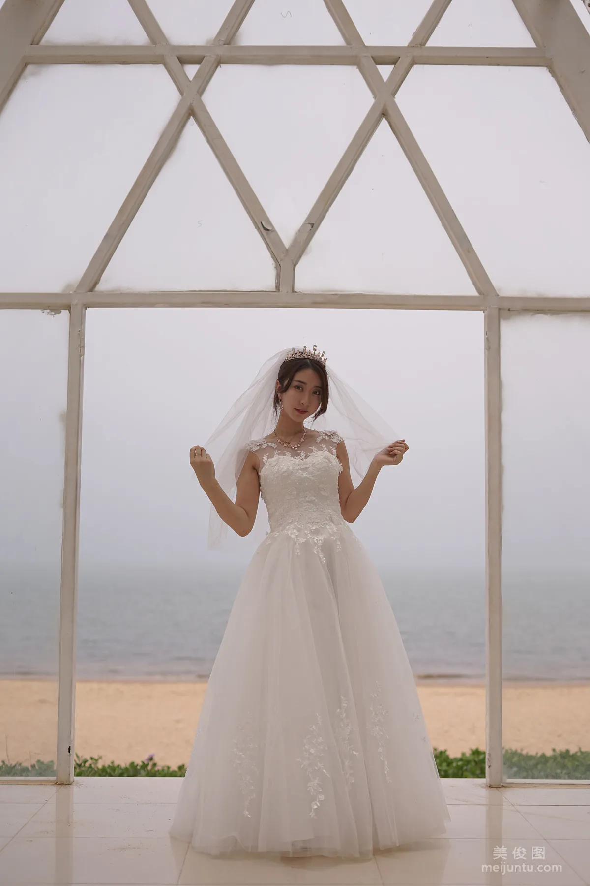 [COS福利] Coser黑川 《海島之旅 婚紗》 寫真集 8
