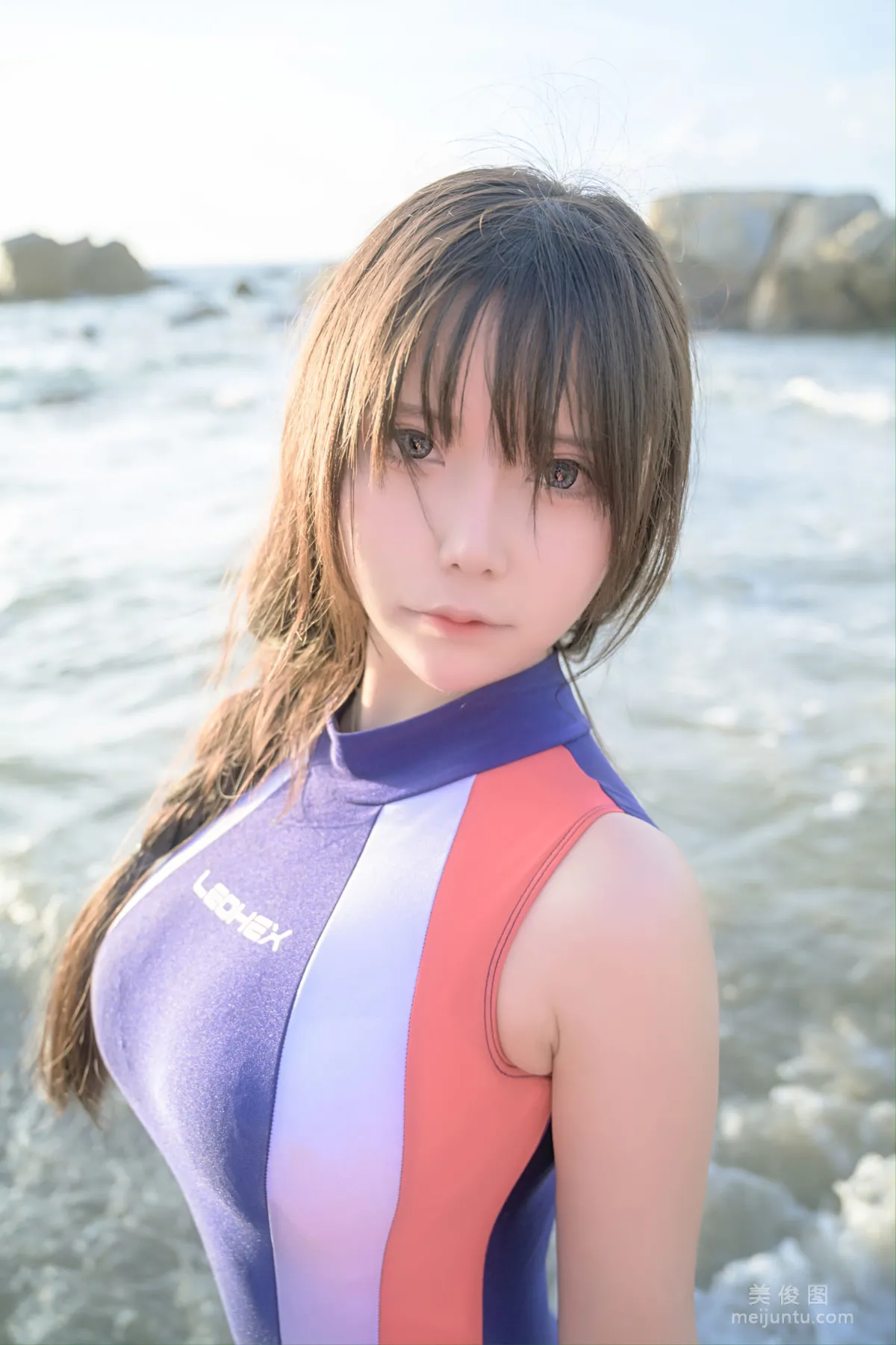 二次元妹子抱走莫子aa 《競技泳衣》 寫真集 6