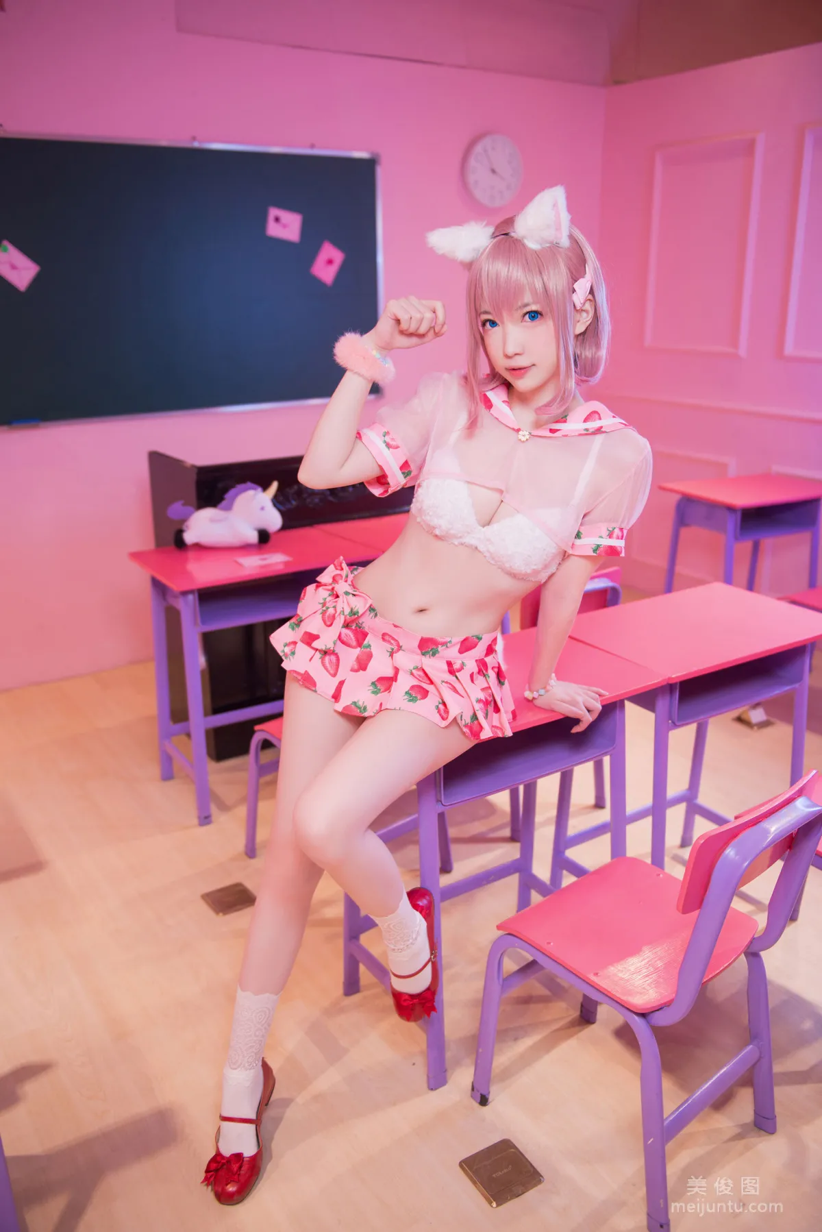 大胸萌妹妖少you1 《草莓蛋糕貓》 寫真集 7