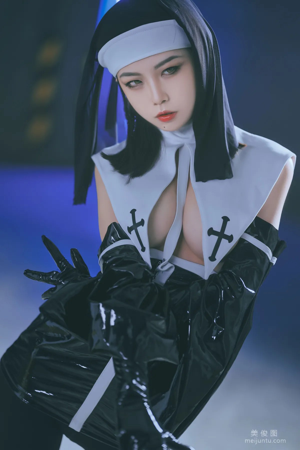 动漫博主水淼aqua 《救赎》 写真集9