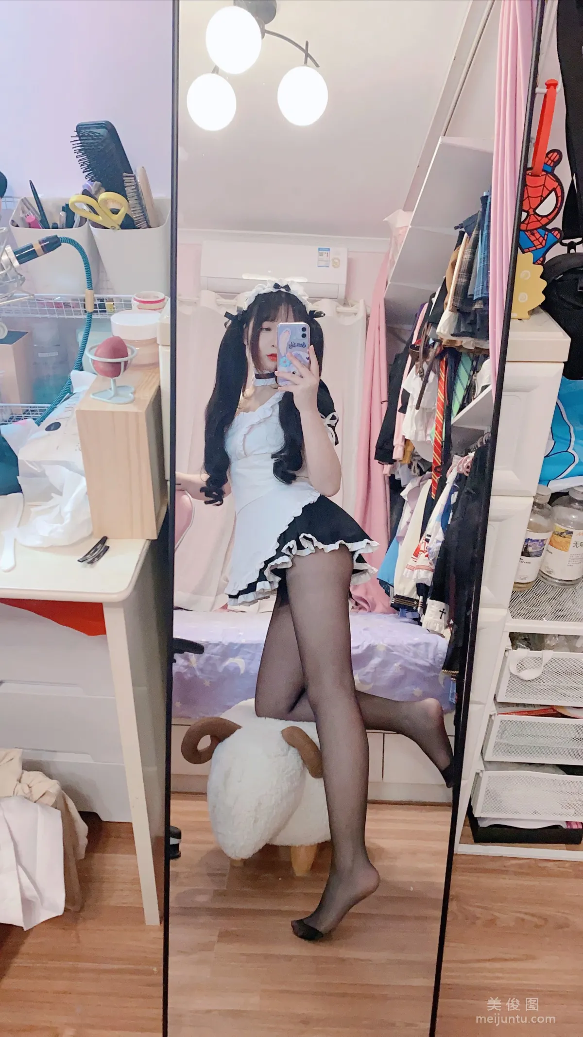 二次元少女古川kagura 《黑絲女仆》 寫真集 15