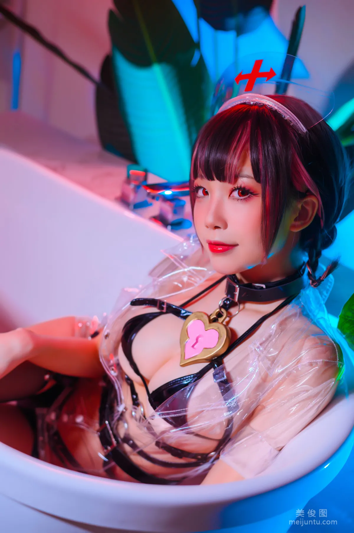 [網紅COS] 動漫博主水淼aqua 《愈合》寫真集 1