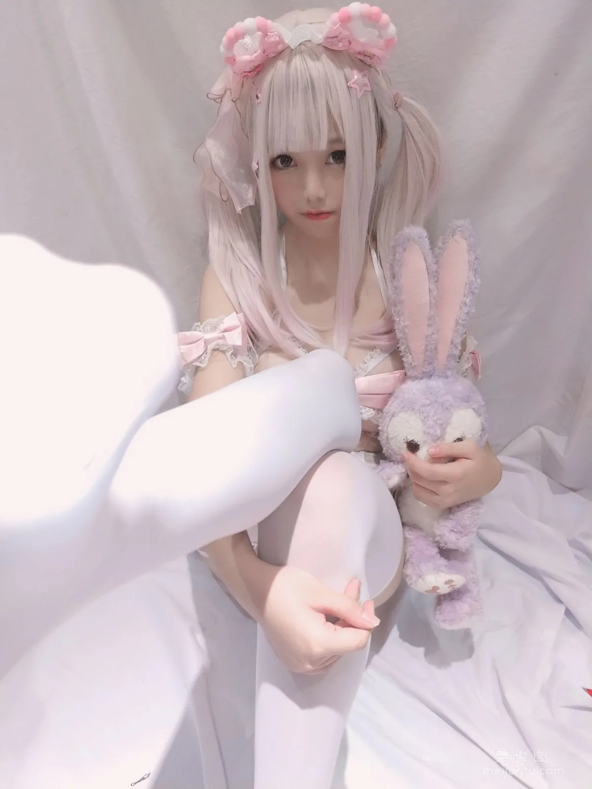 COS小姐姐蜜汁貓裘 《少女夢境》 寫真集 1
