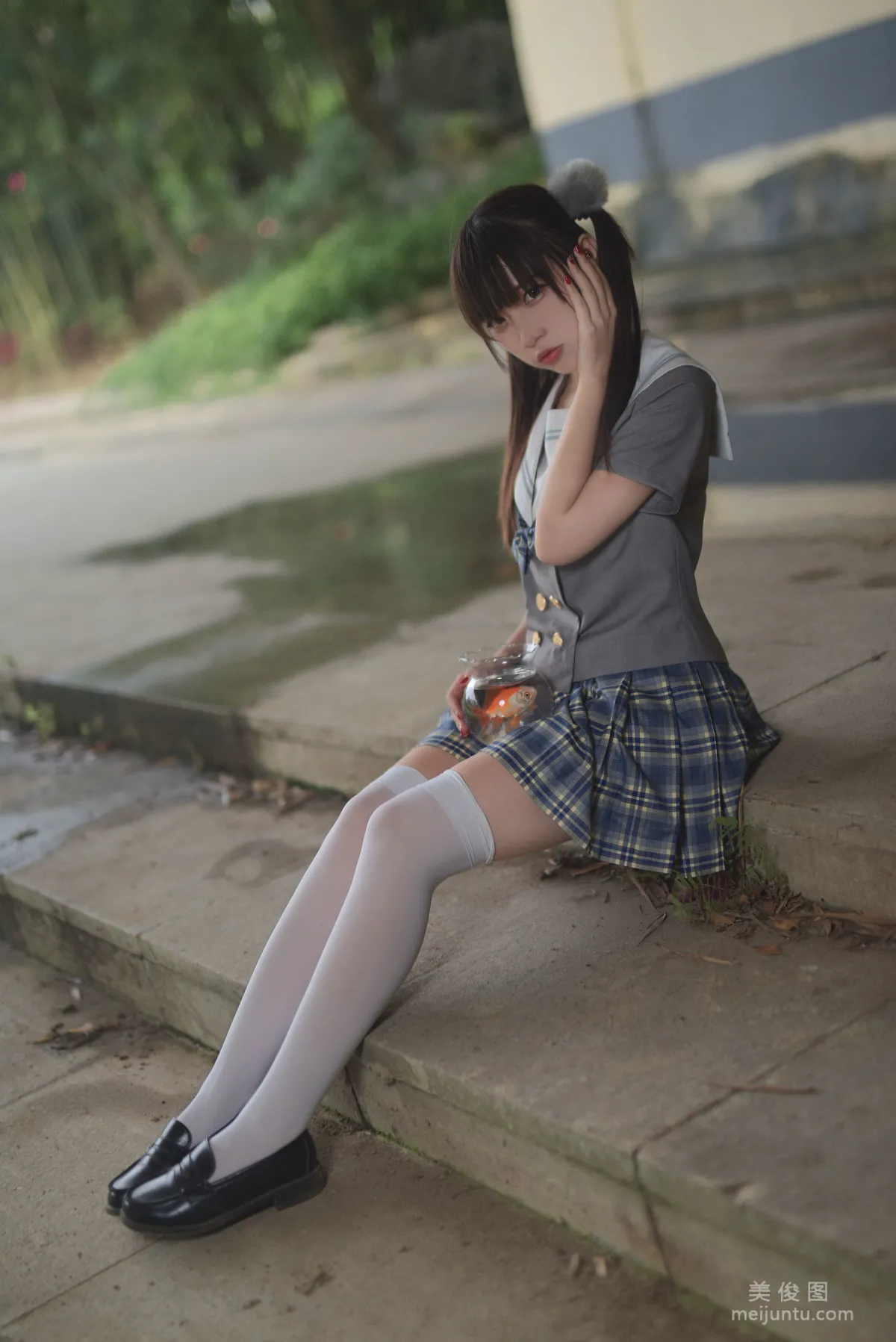 人气Coser二佐Nisa 《JK水手服》 写真集13