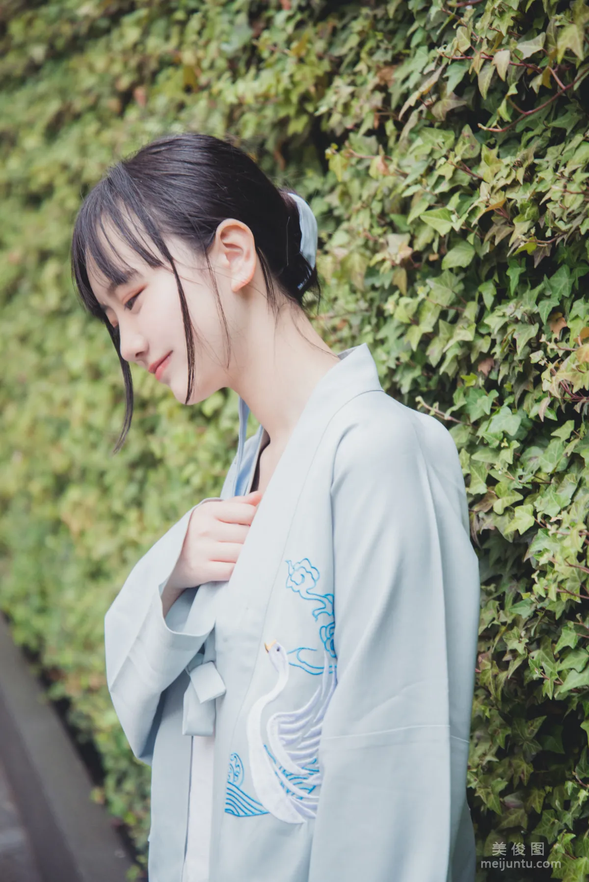 [COS福利] 動漫博主弦音sic 《漢服》 寫真集 4