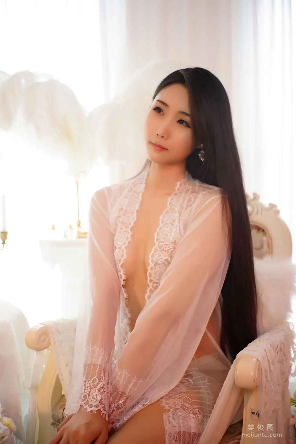 动漫博主曉美媽 《微醺》 写真集1